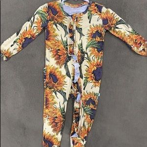 Posh Peanut Arev Footies